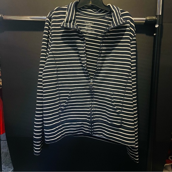 L.L. Bean Jackets & Blazers - L.L. Bean Navy and White Striped Jacket size X-Large